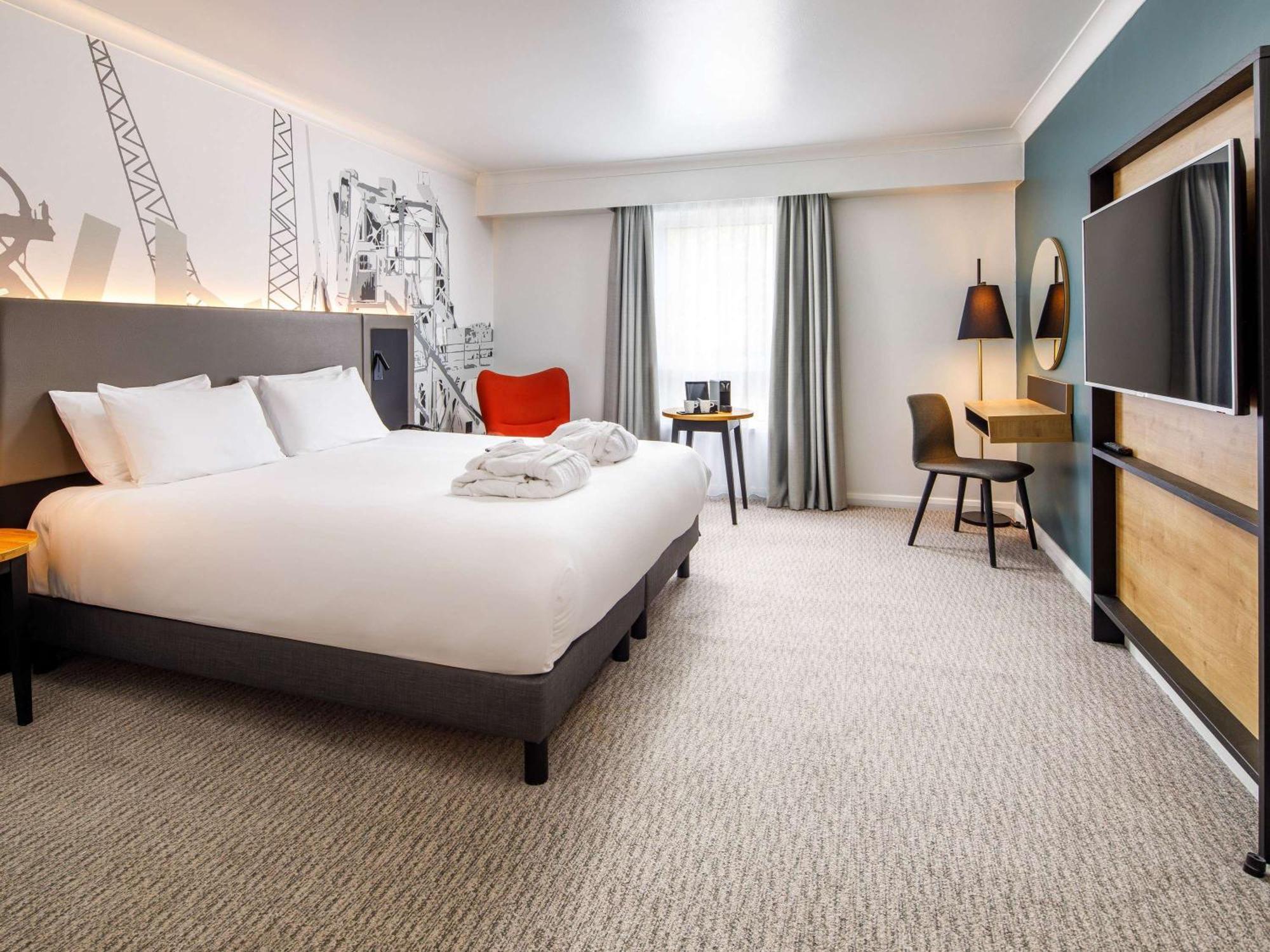 Mercure Cardiff North Hotel Eksteriør billede