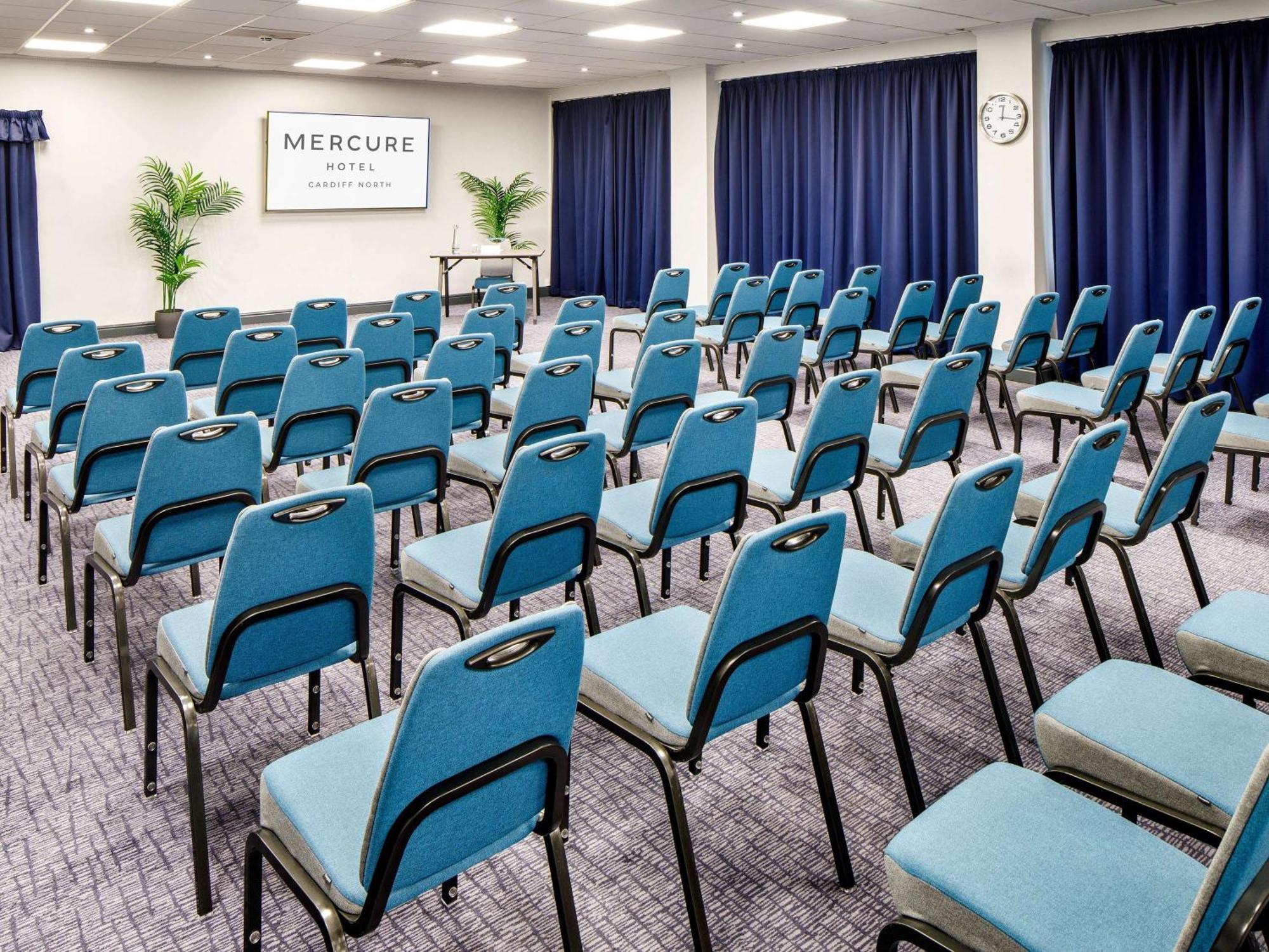 Mercure Cardiff North Hotel Eksteriør billede